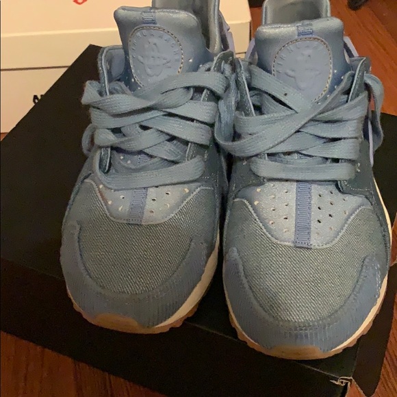 Denim Nike Huaraches - Picture 2 of 3